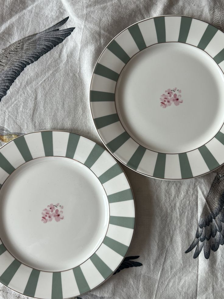 Ceramic tableware for everyday dining
